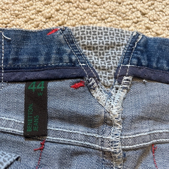 United Colors of Benetton Slightly distressed denim skirt - Picture 6 of 8